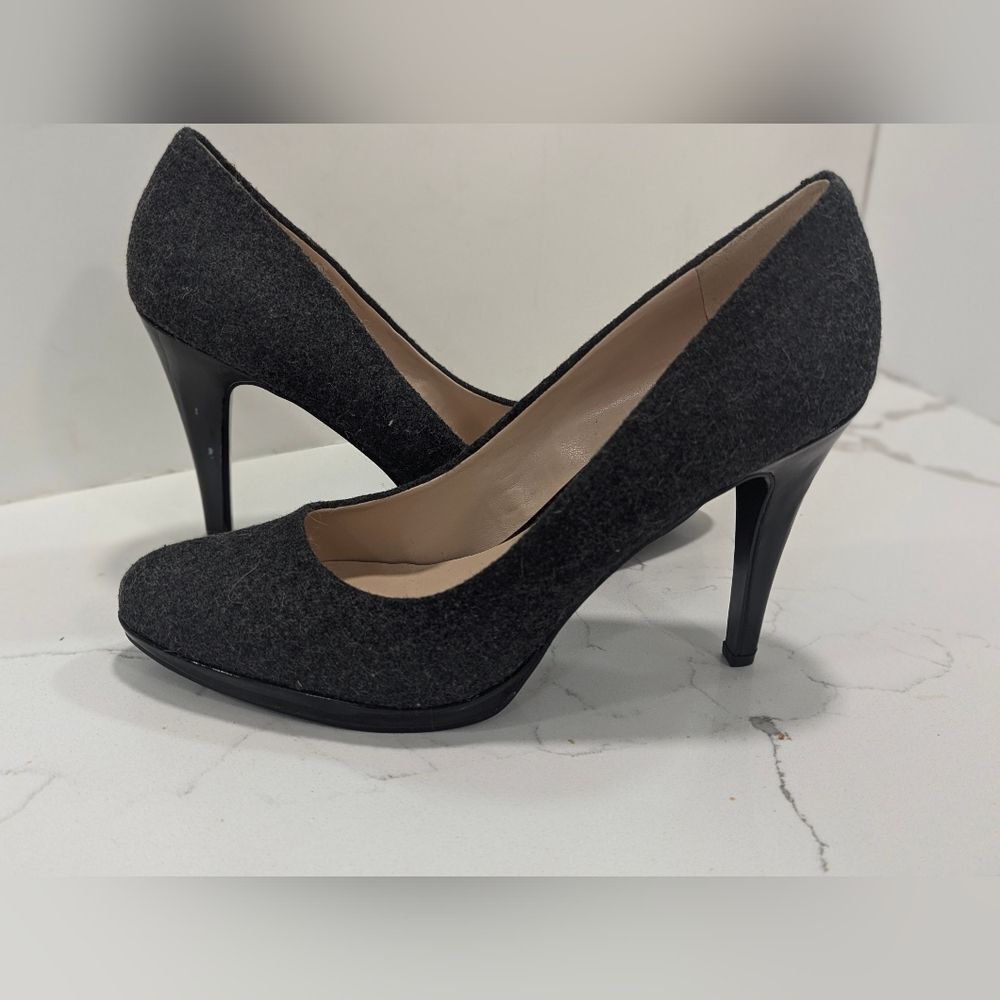 Nine West Wise Up Textile Gray Fabric Pump High Heel Round Toe Shoe Sz 9 Comfort